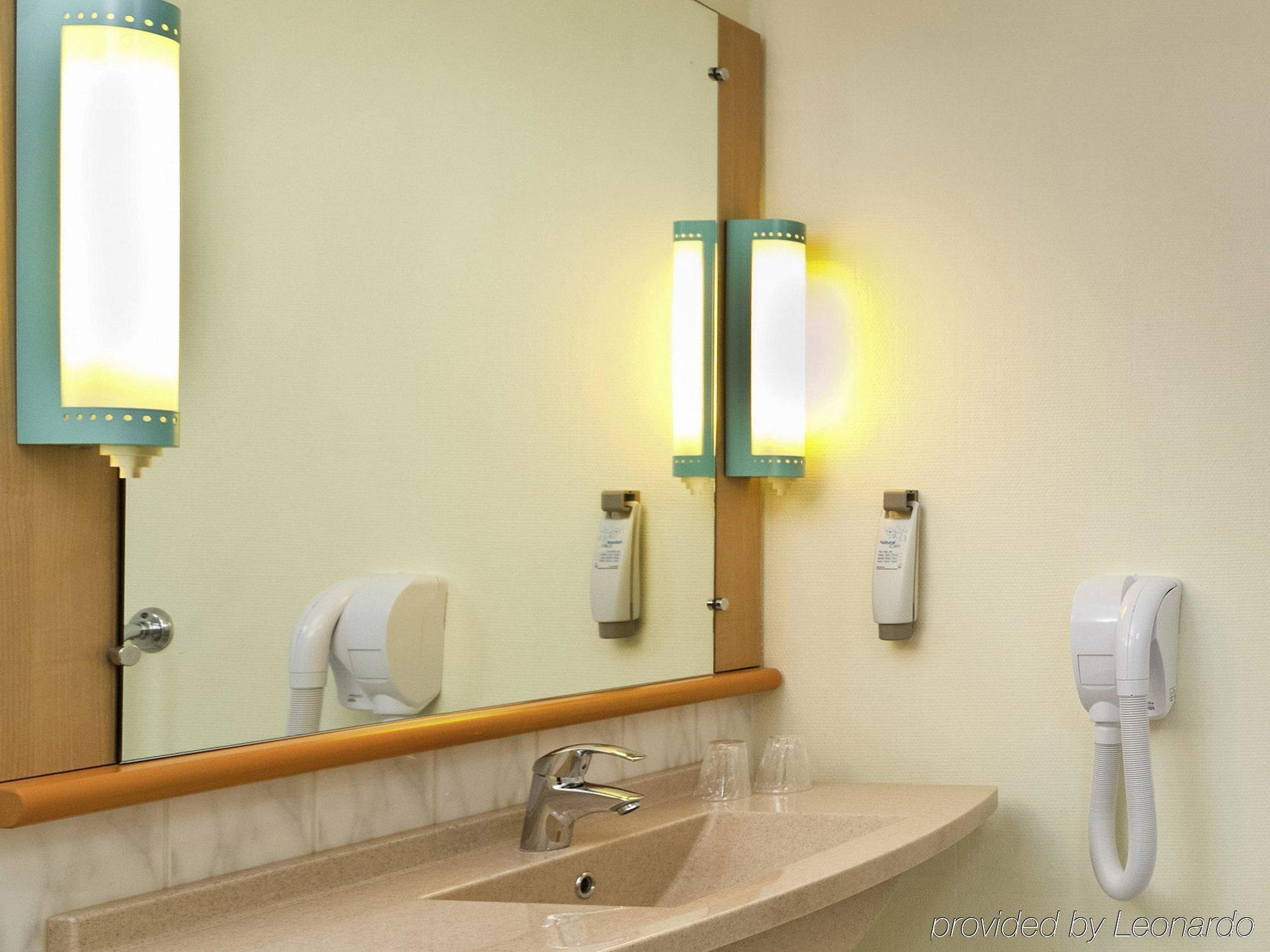 Ibis Budget Saint Die Des Vosges ภายนอก รูปภาพ